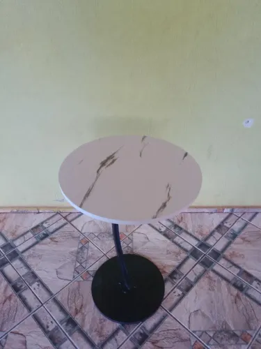 Mesa lateral Mdf