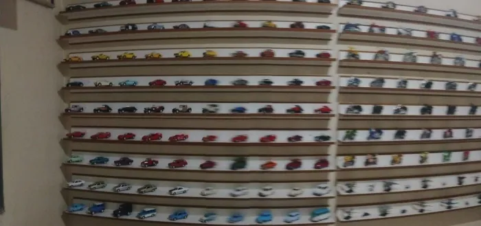 Coleção de carrinhos e motos