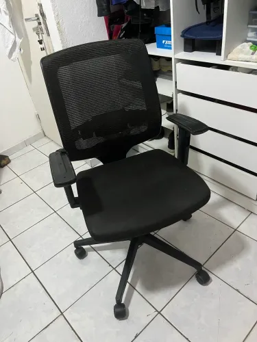 Cadeira de escritório ergonômica Du215