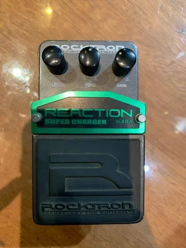 Pedal de guitarra Reaction super charger