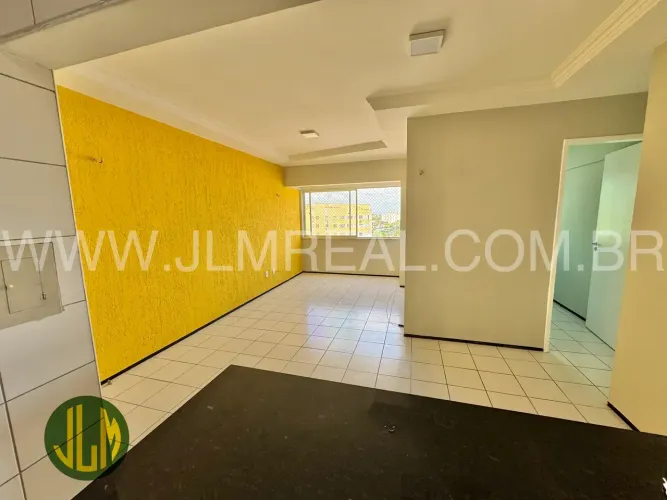 VENDO APARTAMENTO COM 66M², 3 QUARTOS, ELEVADOR NO BAIRRO JÓQUEI CLUBE - FORTALEZA - CE