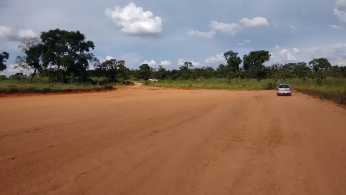 terreno as margens da br 365 em patos de minas