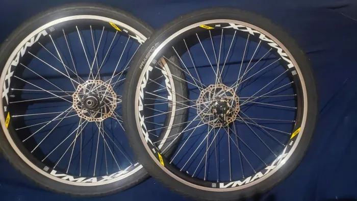 Rodas Vmaxx com cubo barulhento