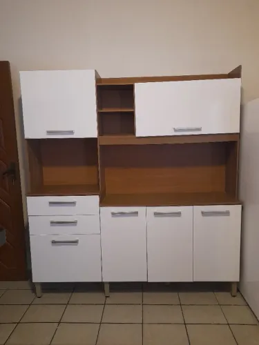 Armário de cozinha Bartira