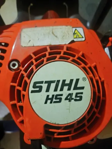 Podador de cerca viva STIHL à gasolina modelo HS45