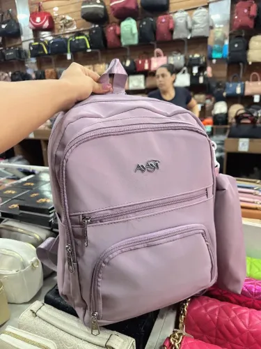 Mochila feminina