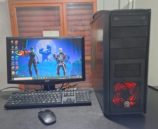 PC COMPLETO INTEL i7 SSD 240GB 8GB DE MEMÓRIA RAM  PLACA DE VÍDEO DEDICADA 1GB!!