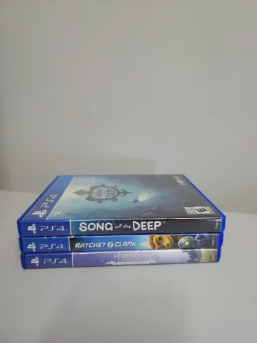 Trio de Jogos Infantis PS4 Ratchet & Clank, Horizon e Song of the Deep