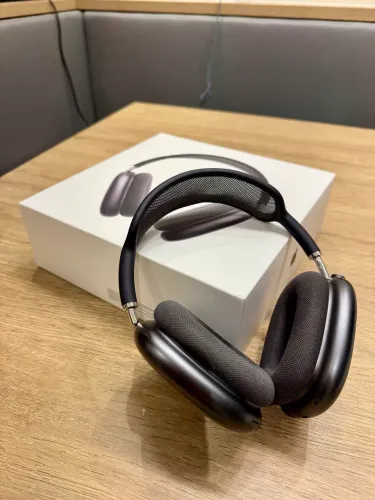 AirPods Max