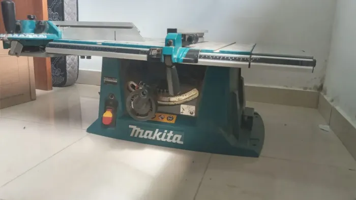 Serra Circular de Bancada 255mm 1.500 Watts MLT100 Makita