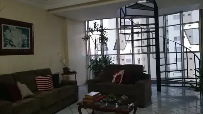 Cobertura Triplex no Bairro Jardim Mariana com 4 quartos
