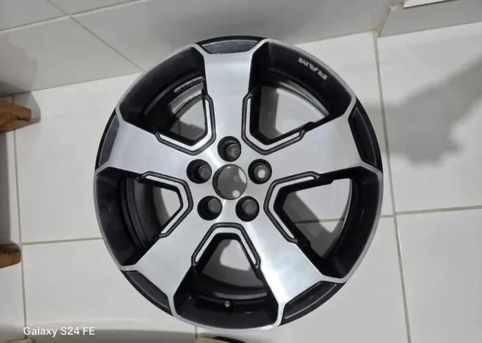 Roda aro 18 tala 7 da RAM Rampage Laramie 