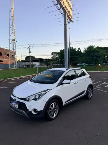 Hyundai HB20X Premium 1.6 Flex 16V Aut. 2017