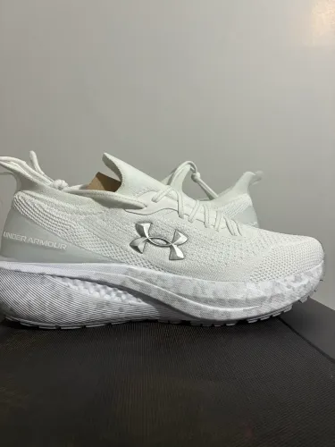 Under Armour Charged Quicker 2 Branco