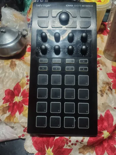 BEHRINGER CMD DC 1