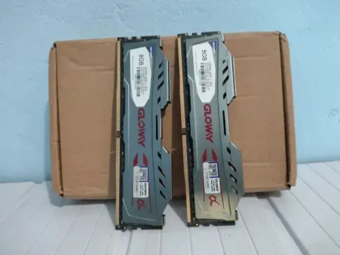 Kit Memória RAM Gloway 16GB (2x8GB) DDR4 3200MHz