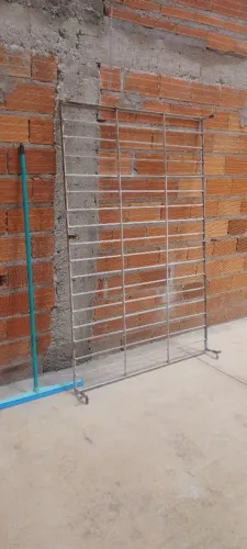 Grade de proteção para janela