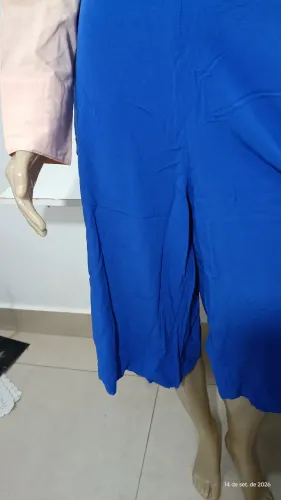 Calça seminova