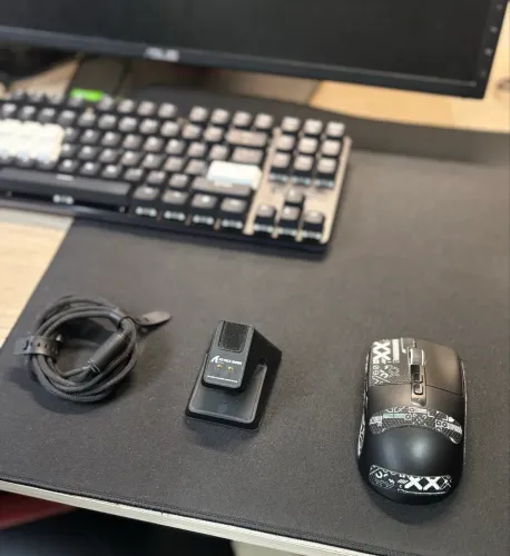 Mouse Gamer Attack Shark X6 Sem Fio PAW3395