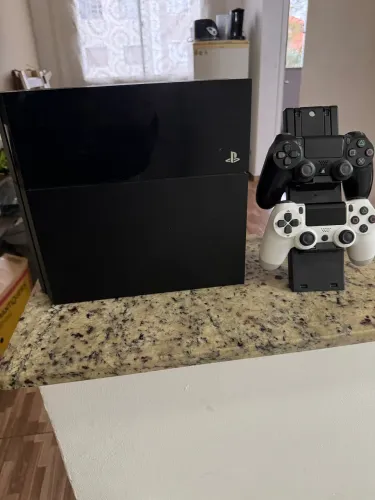 PS4 slim 1TB