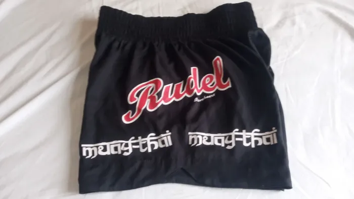Bermuda de kickboxing GG