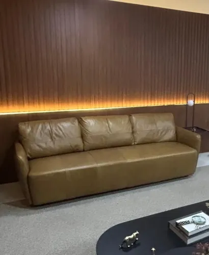 sofa couro 2.30 metros 