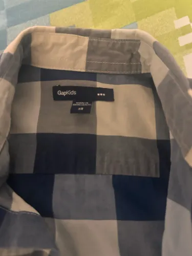 Camisa xadrez Gap XS ( veste 6 anos)