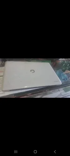Vende-se Notebook excelente para estudo telefone para contato *