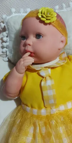Boneca usada em bom estado, 52cm, pesadinha e com pintura reborn básica básica