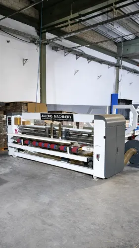 Coladeira Jialong Machinery 8 mil caixas hora