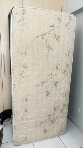 Cama de solteiro BOX