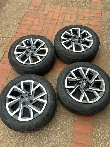 Jg de rodas aro 15 + pneus 