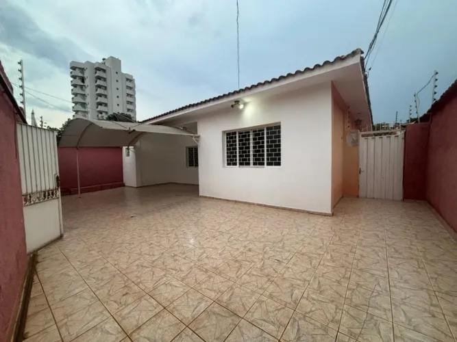 Casa Residencial/Comercial no Quilombo P/ Estética-Clínica-Brechó-Floricultura-Pizzaria-Ca