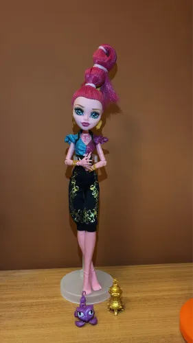 Gigi básica - Monster High 