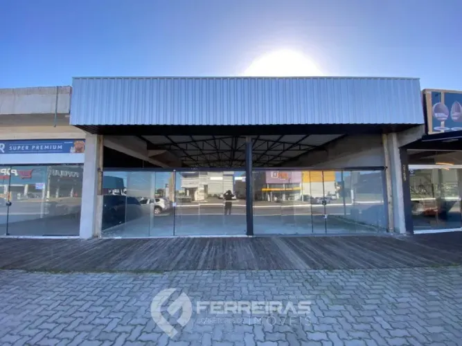 Locação Anual de Loja Comercial: 135 m² no Centro de Imbé
