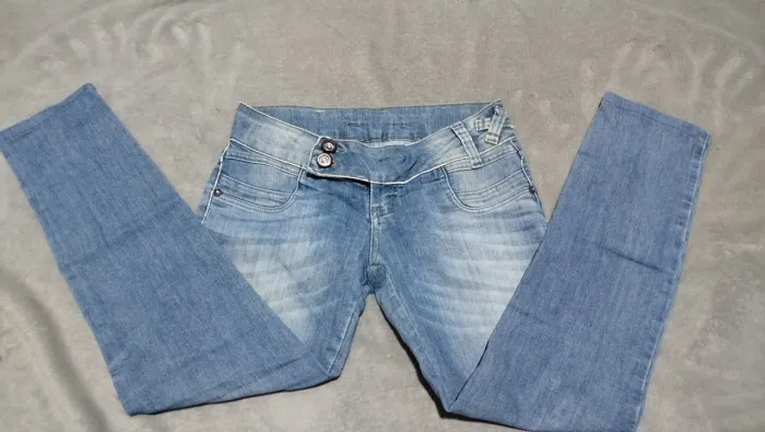 Calça de cintura baixa y2k