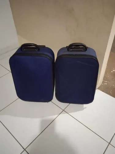 2 MALAS DE VIAGEM COM RODINHAS