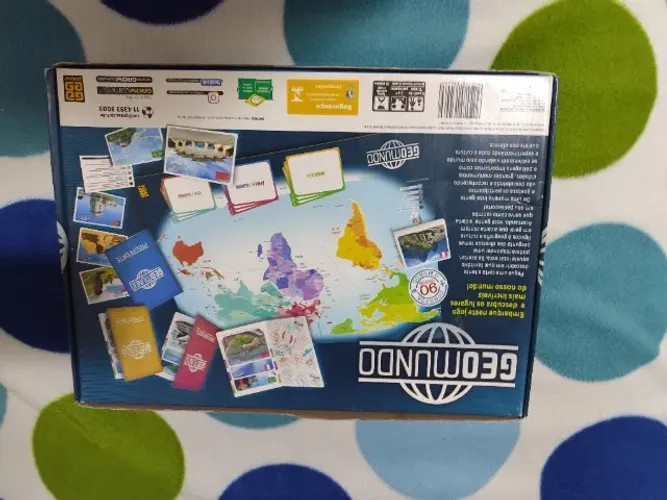 Jogo de tabuleiro geomundo (pouquíssimo uso)