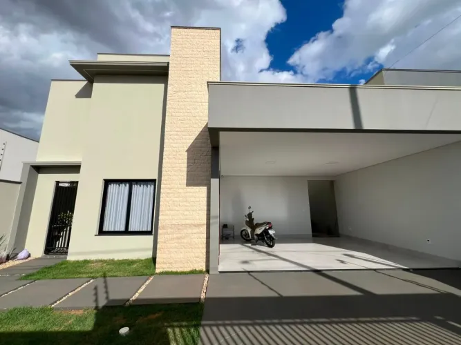 Casa à venda no Loteamento Quatro Estações Boulevard, Sinop, MT
