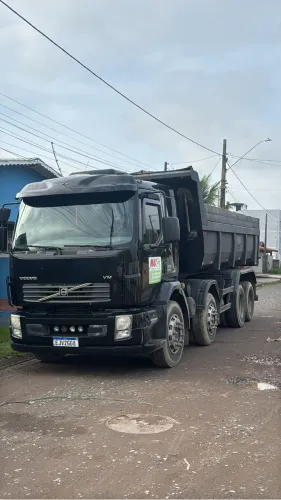 Volvo Vm 260 4 eixo bitruck