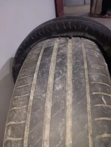 Pneu Michelin 185/60 R15