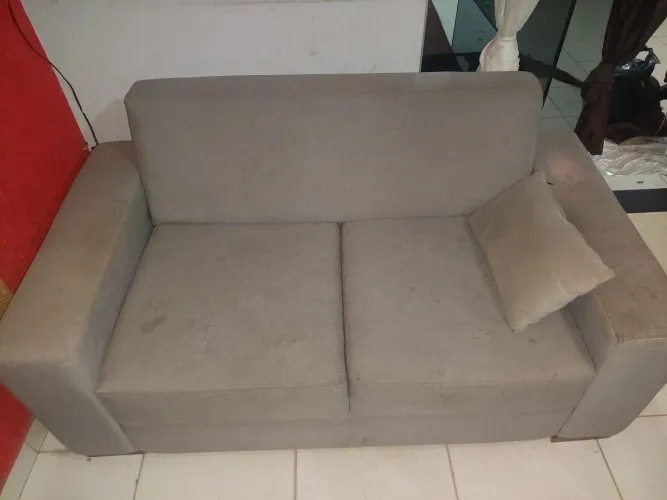 Sofá dois lugares