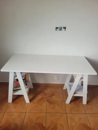 Mesa de escritório/estudos