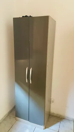 Sapateira/guarda roupa