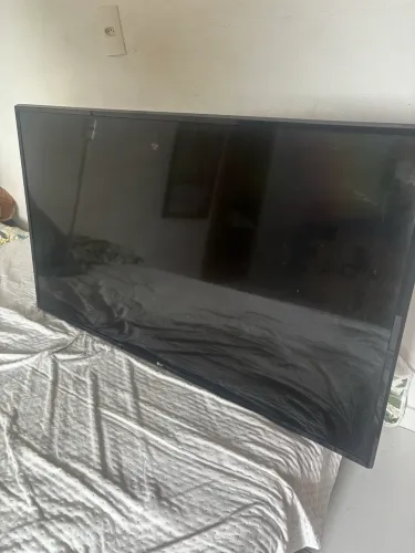 Vende-se TV LG 49 Smart 