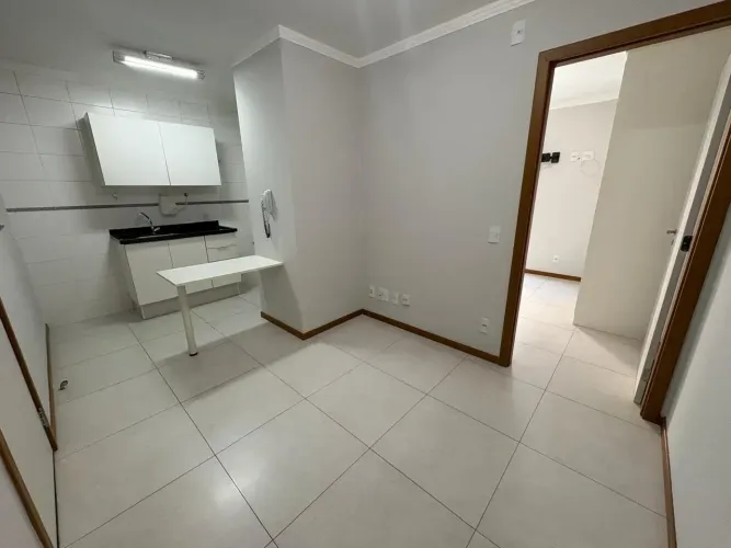 Edifício CAMBURI (Bauru/SP). Lindo apartamento com 1 suíte, 30m², completo em armários e v