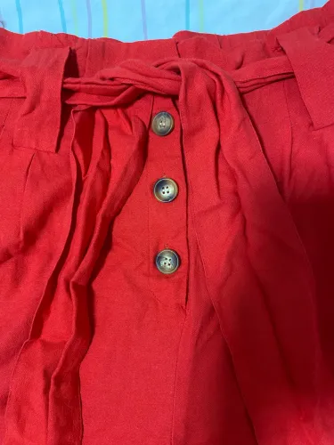 Calça de linho vermelha marca FarmRio tamanho G
