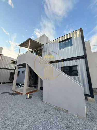 Kitnet container para alugar com 01 dormitório no bairro XV de novembro, Tijucas-SC