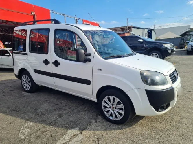 Fiat Doblo Essence 1.8 Flex 16V 5P 2021