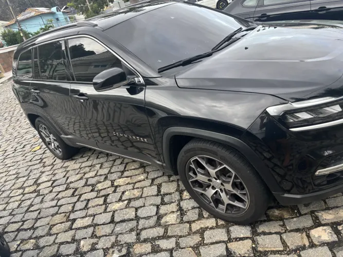 Jeep Commander Limited Td380 2.0 4X4 Die.aut 2023